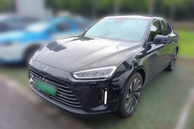 Używany Hima AITO M5 2022 Extended-Range Four-Wheel Drive Ultimate Edition
