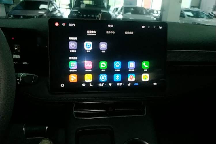 Used Hima AITO M5 2022 Extended-Range Four-Wheel Drive Performance Version Audio And AC Panel