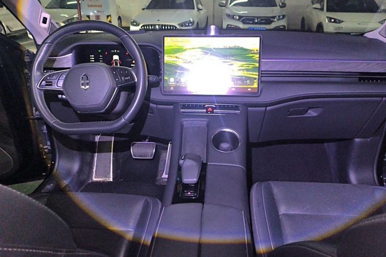 Used Hima AITO M5 2022 Extended-Range Four-Wheel Drive Performance Version Center Console