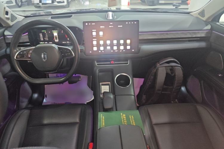 Used Hima AITO M5 2022 Extended-Range Four-Wheel Drive Performance Version Center Console