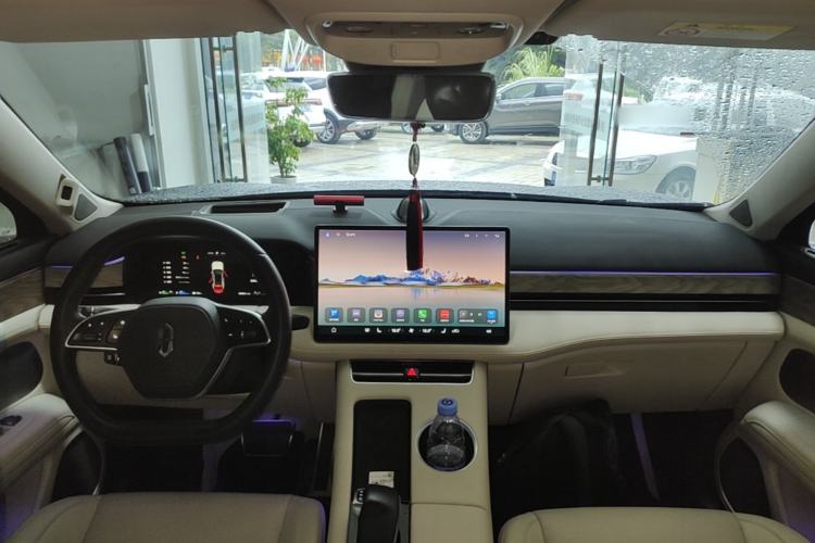 Used Hima AITO M5 2022 Extended-Range Four-Wheel Drive Ultimate Edition Center Console