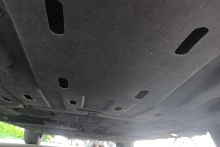 Used Hima AITO M5 2022 Extended-Range Four-Wheel Drive Flagship Edition Chassis Front