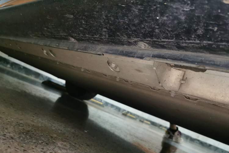 Used Hima AITO M5 2022 Pure Electric Rear-Drive Standard Edition Chassis Front Right