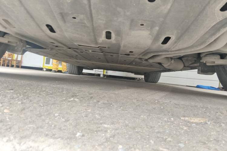 Used Hima AITO M5 2022 Extended-Range Four-Wheel Drive Flagship Edition Chassis Rear