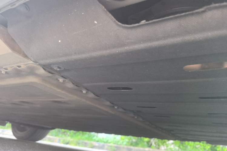 Used Hima AITO M5 2022 Extended-Range Four-Wheel Drive Flagship Edition Chassis Rear Left