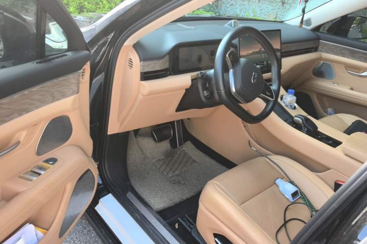 Used Hima AITO M5 2022 Extended-Range Four-Wheel Drive Flagship Edition Driver Seat