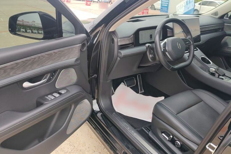 Used Hima AITO M5 2022 Extended-Range Four-Wheel Drive Ultimate Edition Driver Seat