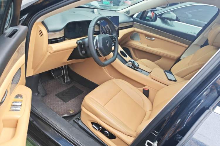 Used Hima AITO M5 2022 Extended-Range Four-Wheel Drive Performance Version Driver Seat