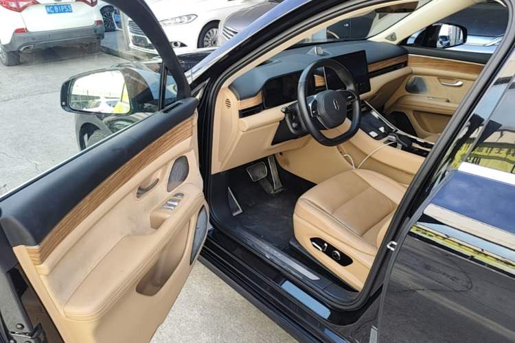 Used Hima AITO M5 2022 Pure Electric Rear-Drive Standard Edition Driver Seat