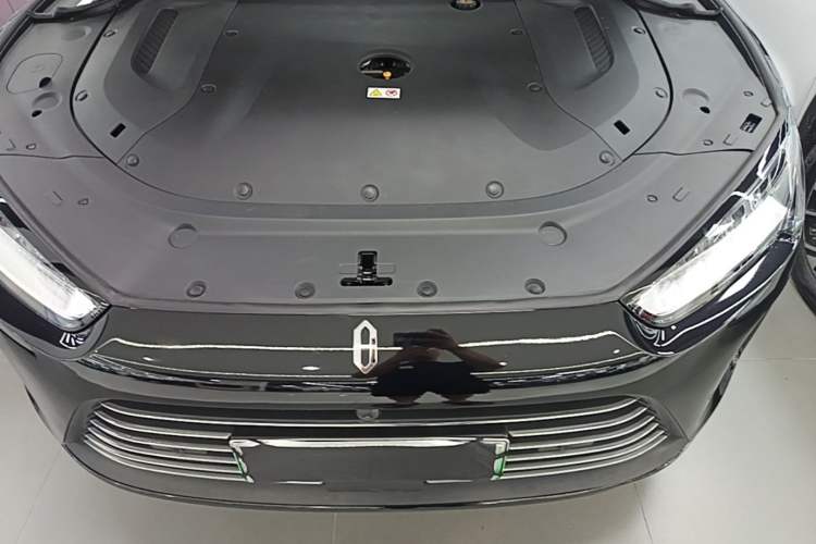 Used Hima AITO M5 2022 Range-Extended Rear-Drive Standard Version Engine Bay
