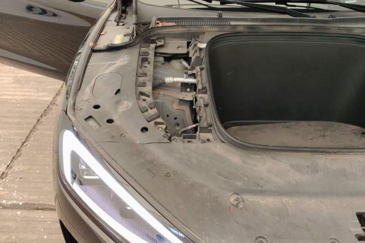 Used Hima AITO M5 2022 Pure Electric All-Wheel-Drive Performance Edition Engine Bay Right