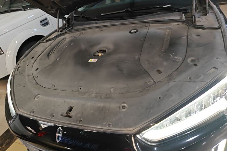 Used Hima AITO M5 2022 Extended-Range Four-Wheel Drive Ultimate Edition Engine Bay