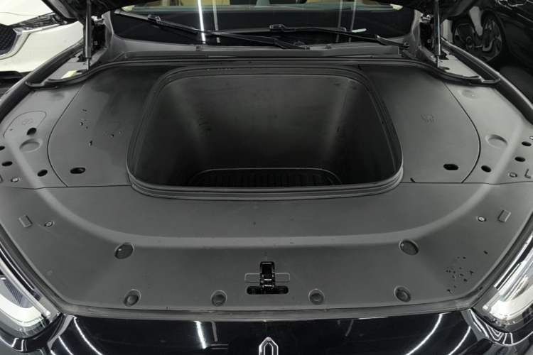 Used Hima AITO M5 2022 Pure Electric Rear-Drive Standard Edition Engine Bay