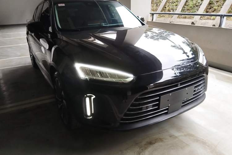 Used Hima AITO M5 2022 Extended-Range Four-Wheel Drive Ultimate Edition Exterior 1