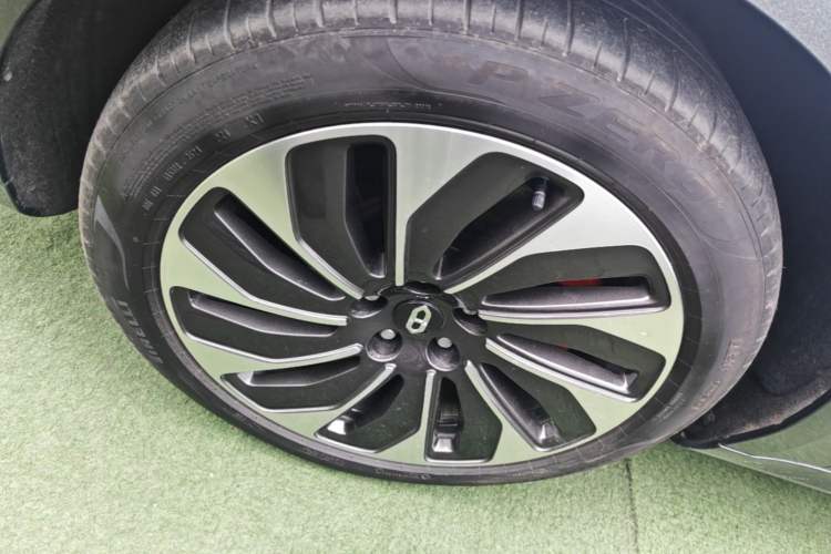 Used Hima AITO M5 2022 Extended-Range Four-Wheel Drive Performance Version Exterior 4