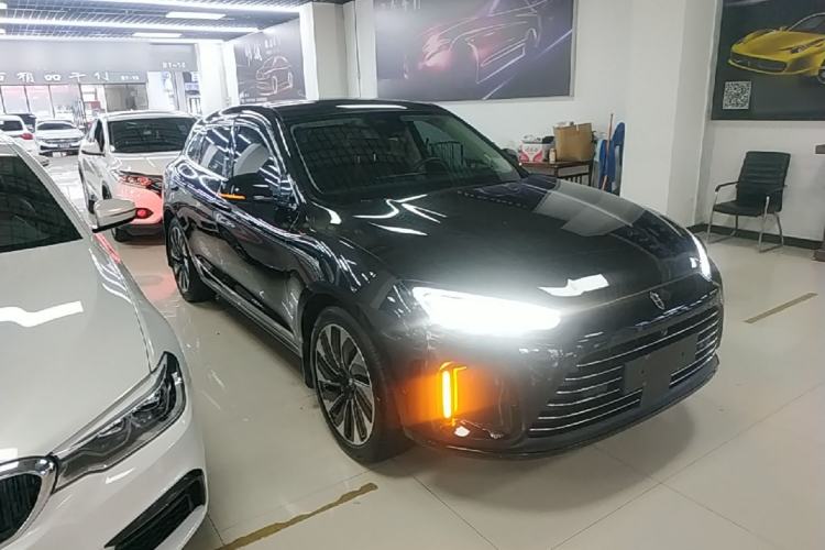 Used Hima AITO M5 2022 Extended-Range Four-Wheel Drive Performance Version Front Right 45 Deg