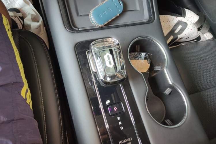 Used Hima AITO M5 2022 Pure Electric All-Wheel-Drive Performance Edition Gear Lever