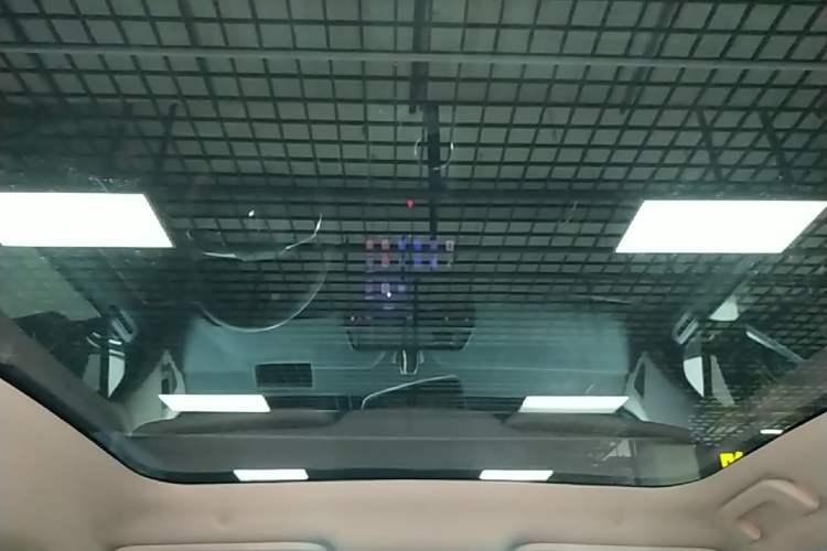 Used Hima AITO M5 2022 Extended-Range Four-Wheel Drive Performance Version Headliner