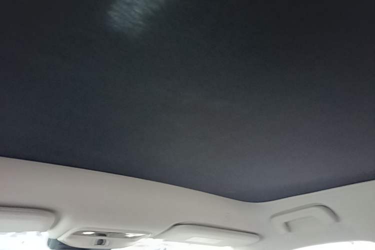 Used Hima AITO M5 2022 Range-Extended Rear-Drive Standard Version Headliner