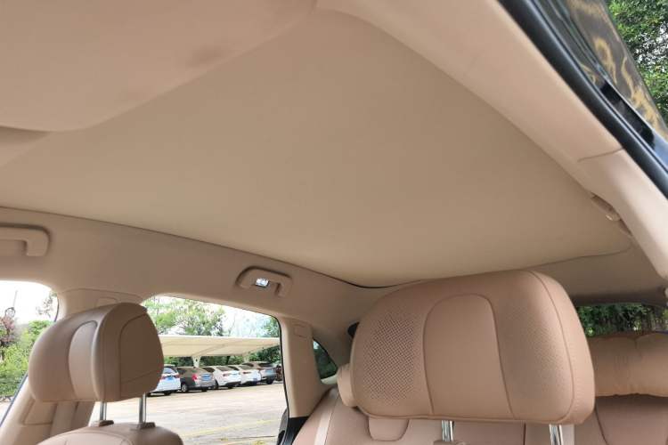 Used Hima AITO M5 2022 Pure Electric Rear-Drive Standard Edition Headliner