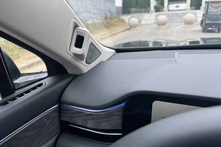Used Hima AITO M5 2022 Range-Extended Rear-Drive Standard Version Interior 12