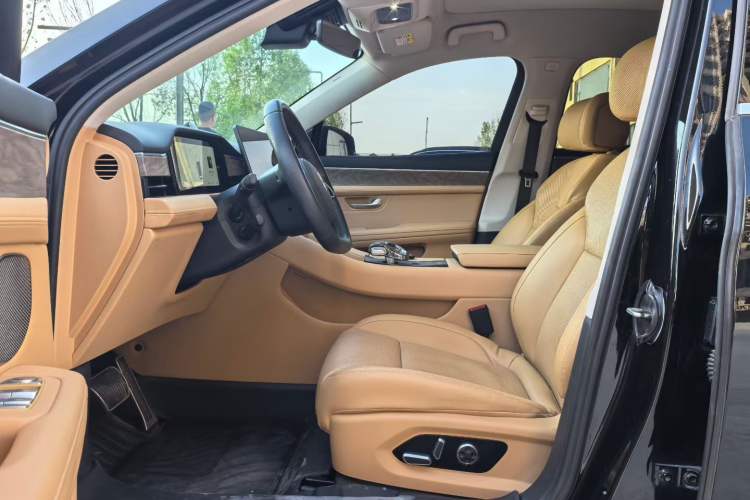 Used Hima AITO M5 2022 Extended-Range Four-Wheel Drive Ultimate Edition Interior 2