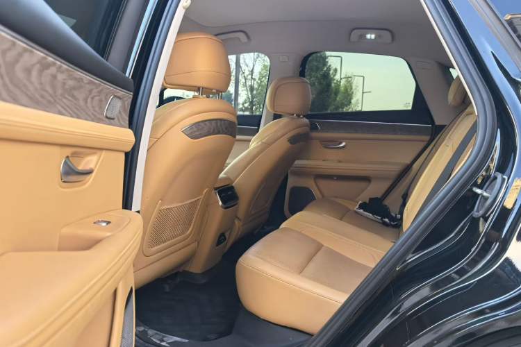 Used Hima AITO M5 2022 Extended-Range Four-Wheel Drive Ultimate Edition Interior 3