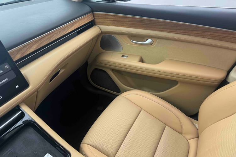 Used Hima AITO M5 2022 Pure Electric Rear-Drive Standard Edition Interior 3
