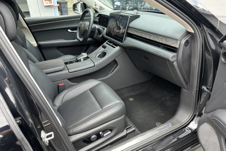 Used Hima AITO M5 2022 Range-Extended Rear-Drive Standard Version Interior 4