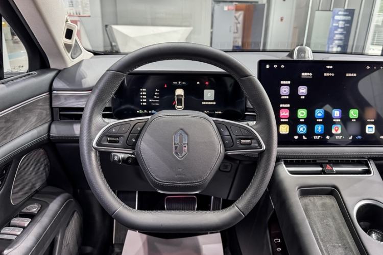 Used Hima AITO M5 2022 Extended-Range Four-Wheel Drive Flagship Edition Interior 4