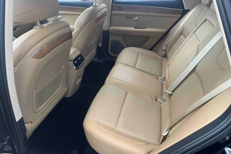 Used Hima AITO M5 2022 Pure Electric Rear-Drive Standard Edition Interior 4
