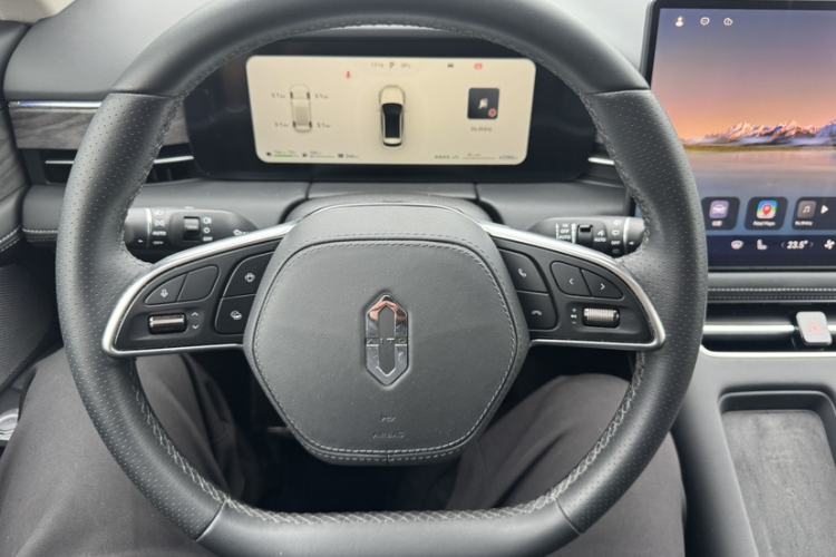 Used Hima AITO M5 2022 Range-Extended Rear-Drive Standard Version Interior 8