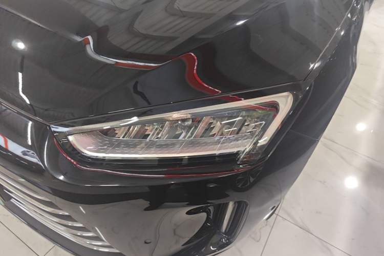 Used Hima AITO M5 2022 Extended-Range Four-Wheel Drive Performance Version Left Front Headlight