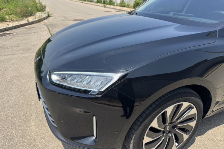 Used Hima AITO M5 2022 Extended-Range Four-Wheel Drive Flagship Edition Left Front Headlight
