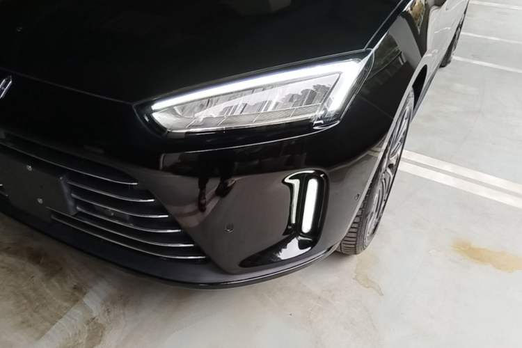 Used Hima AITO M5 2022 Extended-Range Four-Wheel Drive Ultimate Edition Left Front Headlight