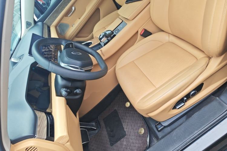 Used Hima AITO M5 2022 Extended-Range Four-Wheel Drive Performance Version Left Front Seat