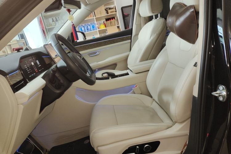 Used Hima AITO M5 2022 Extended-Range Four-Wheel Drive Ultimate Edition Left Front Seat