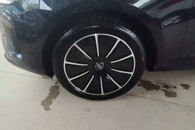 Used Hima AITO M5 2022 Pure Electric All-Wheel-Drive Performance Edition Exterior 4