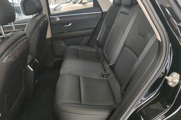 Used Hima AITO M5 2022 Extended-Range Four-Wheel Drive Performance Version Left Rear Seat