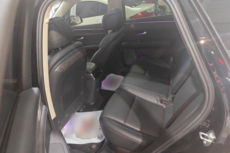 Used Hima AITO M5 2022 Extended-Range Four-Wheel Drive Performance Version Left Rear Seat