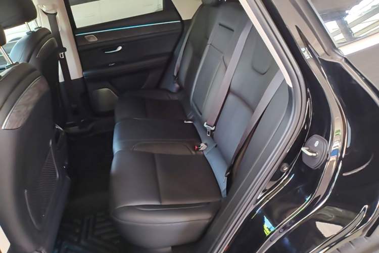 Used Hima AITO M5 2022 Extended-Range Four-Wheel Drive Flagship Edition Left Rear Seat