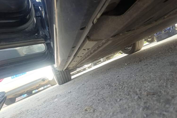 Used Hima AITO M5 2022 Extended-Range Four-Wheel Drive Ultimate Edition Left Side Sill