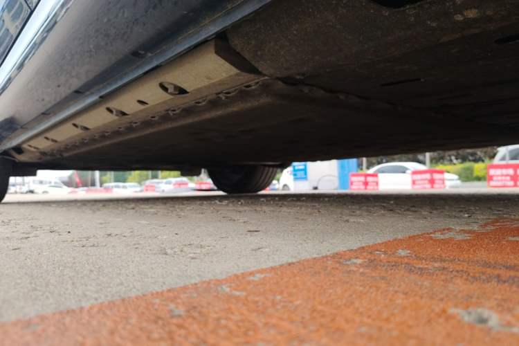 Used Hima AITO M5 2022 Extended-Range Four-Wheel Drive Ultimate Edition Left Side Sill