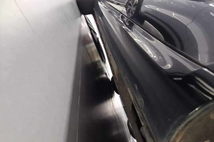Used Hima AITO M5 2022 Range-Extended Rear-Drive Standard Version Left Side Sill