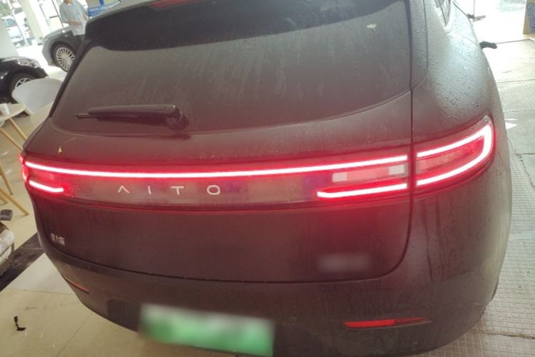 Used Hima AITO M5 2022 Extended-Range Four-Wheel Drive Ultimate Edition Rear