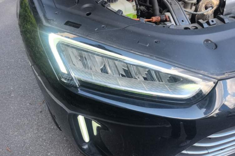 Used Hima AITO M5 2022 Extended-Range Four-Wheel Drive Flagship Edition Right Front Headlight