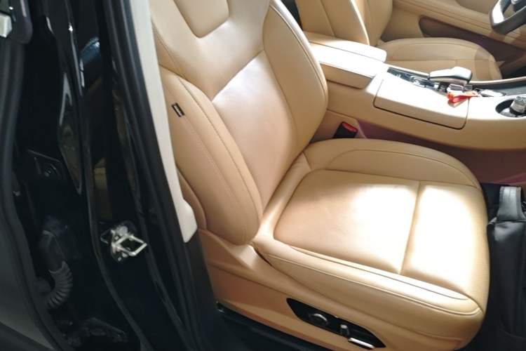 Used Hima AITO M5 2022 Extended-Range Four-Wheel Drive Flagship Edition Right Front Seat