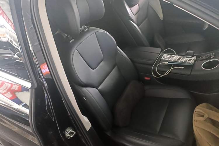 Used Hima AITO M5 2022 Range-Extended Rear-Drive Standard Version Right Front Seat