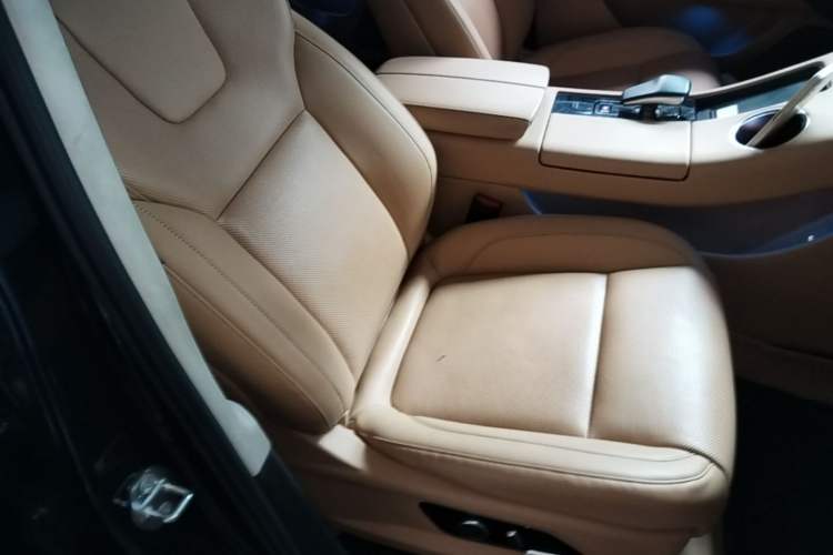 Used Hima AITO M5 2022 Extended-Range Four-Wheel Drive Ultimate Edition Right Front Seat
