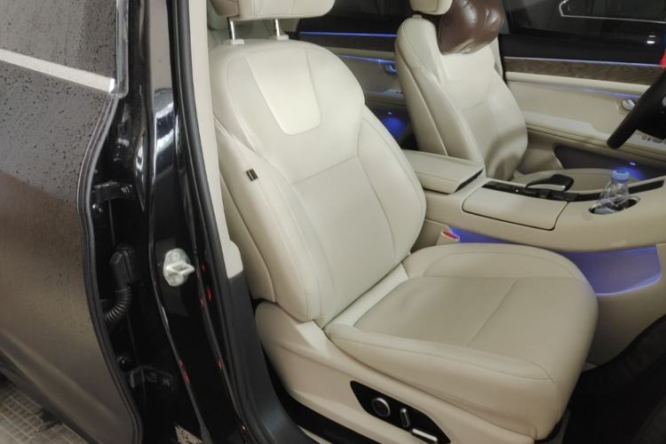 Used Hima AITO M5 2022 Extended-Range Four-Wheel Drive Ultimate Edition Right Front Seat